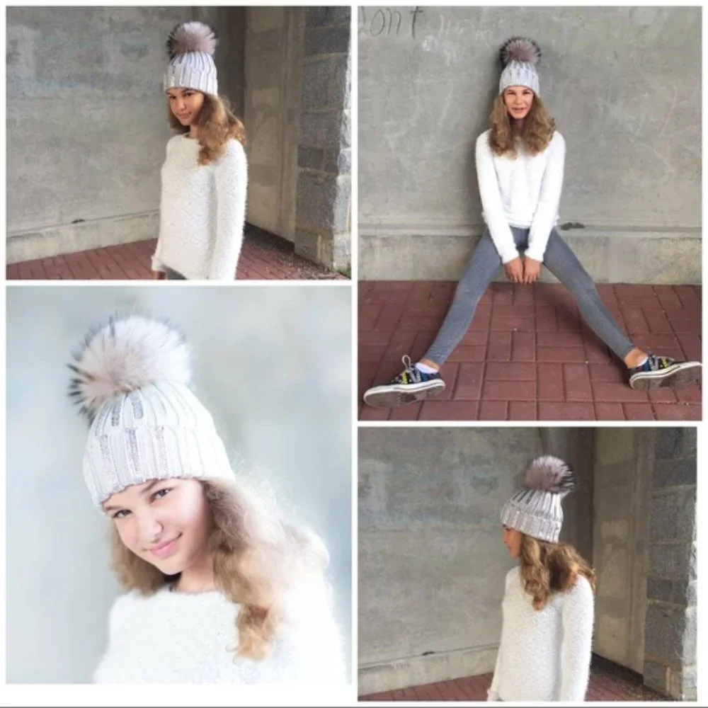 New Girl Catya 100% Merino Wool Hat w/Fur Pom Pom